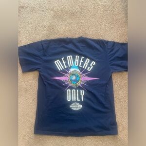 •Navy Blue Graphic Tee •Size-Extra Large •Brand-Members Only